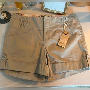 One 5 One Women's Tan Shorts
